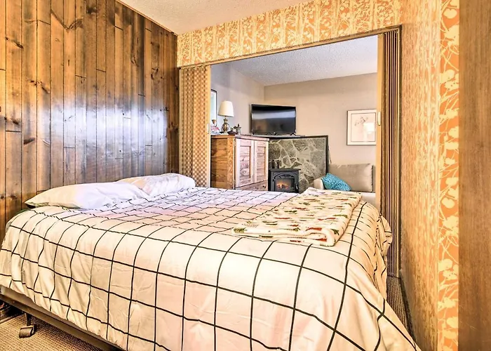 Cozy Big Sky Studio ~ 1 Mile To Mtn Village!