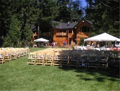 Lodge At Suttle Lake