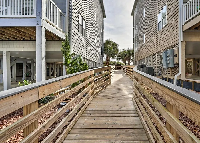 Ocean Club Condo W/ Community Pool & Hot Tub