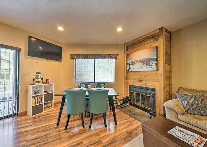 Idyllic Somerset Condo: Ski, Hike & Relax!