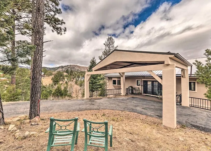 Hot Tub & Mtn Views! 'Casa Ruidoso' Cabin