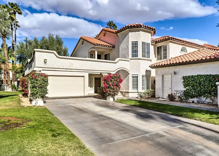 Chic Palm Desert Condo W/ Resort-Style Amenities!