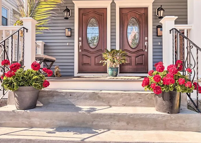New London Hideaway Near Beaches & Local Spots!