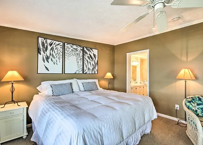 Unique Camden Waterfront W/ Spectacular Views!