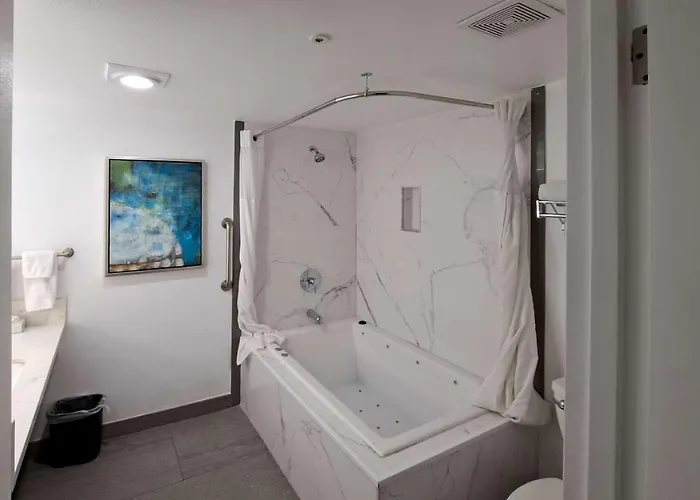 Clarion Pointe El Cajon San Diego East
