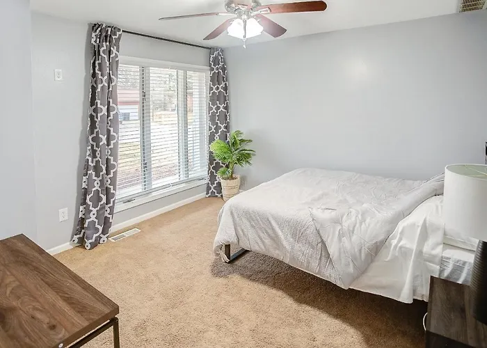 Belleville Beauty: Luxury Stay for Work or Play