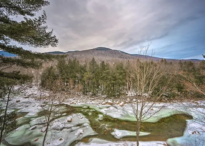Riverfront Lincoln Condo: 1 Mi To Loon Mountain!