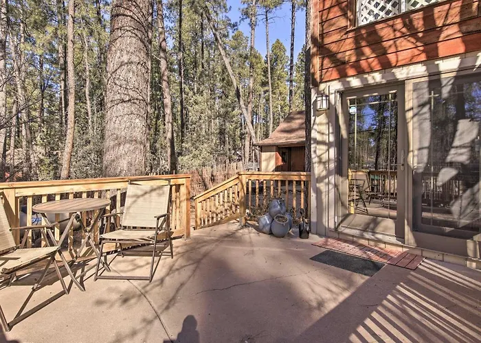 Hike & Relax Fireside: Dog-Friendly Gem In Payson!