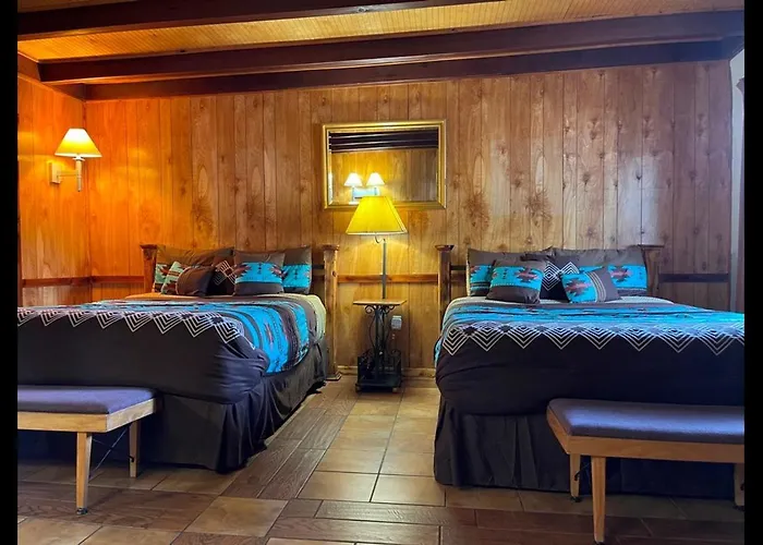 West Winds Lodge