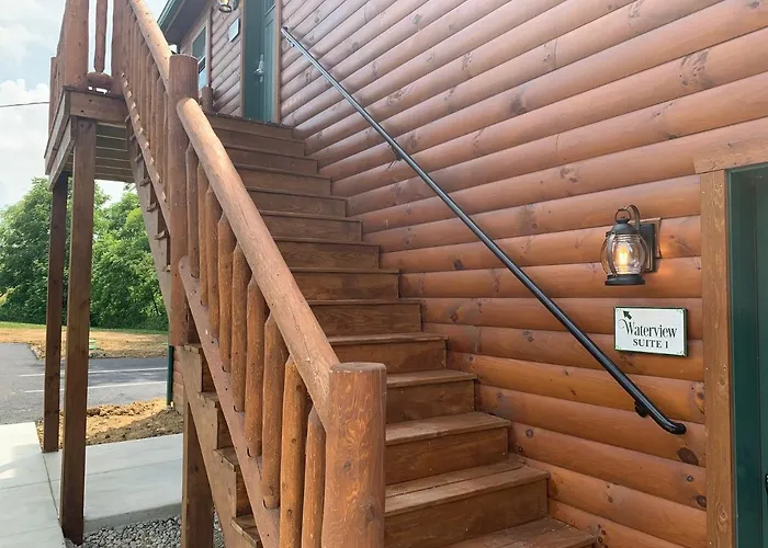 Waterview Lodge By Amish Country Lodging