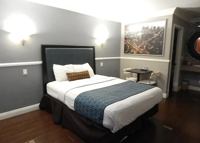 Hotel Salina Long Beach