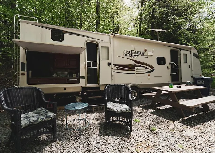 Rv Adventure Roscoe Pet Friendly