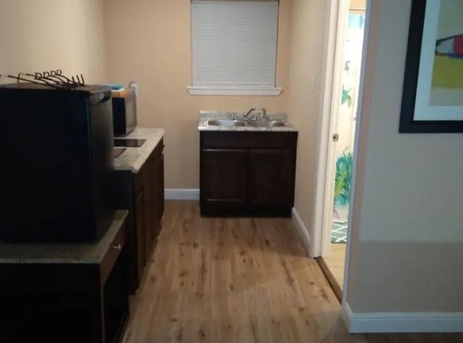 Anglers Hideaway Cabins Extended Stay