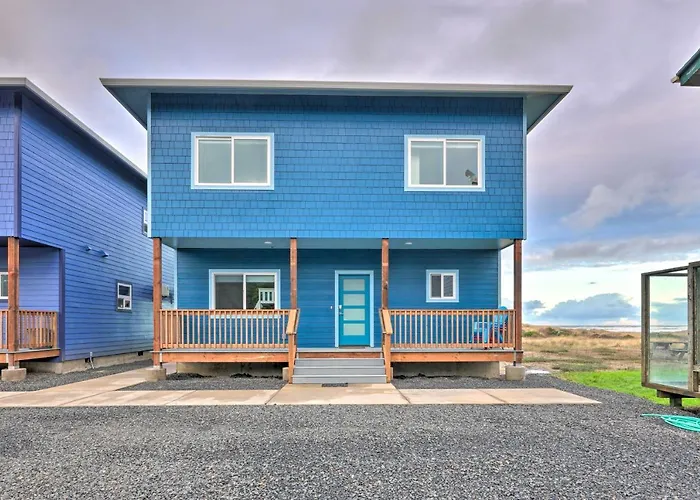 Sanderling Sea Cottages, Unit 5 W/ Ocean Views!