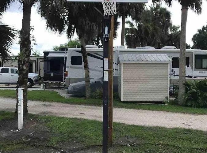 Social Distanсing Approved Nature Getaway!