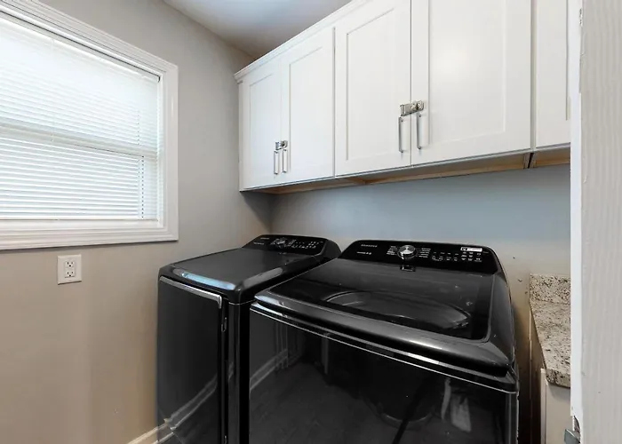 Heavenly Days By Avari Management