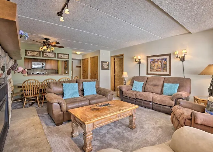 Walk To American Eagle Lift: Copper Mountain Condo