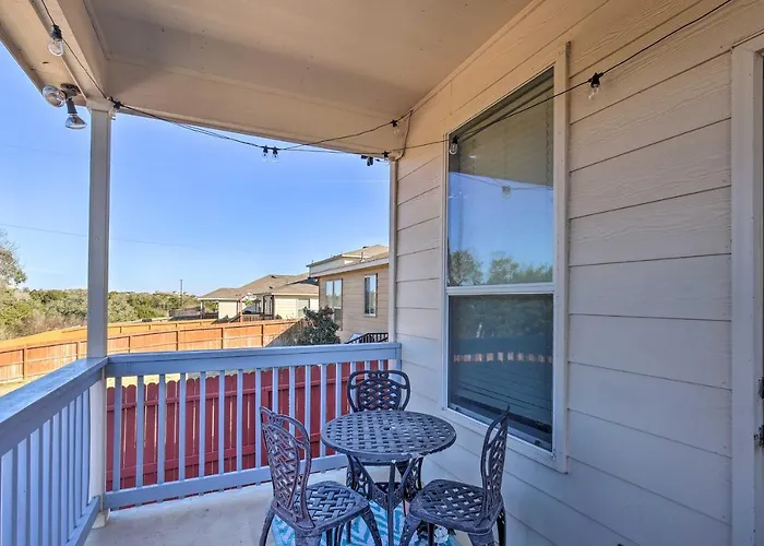 San Antonio Home W/ Hot Tub: Near Golf & Shopping