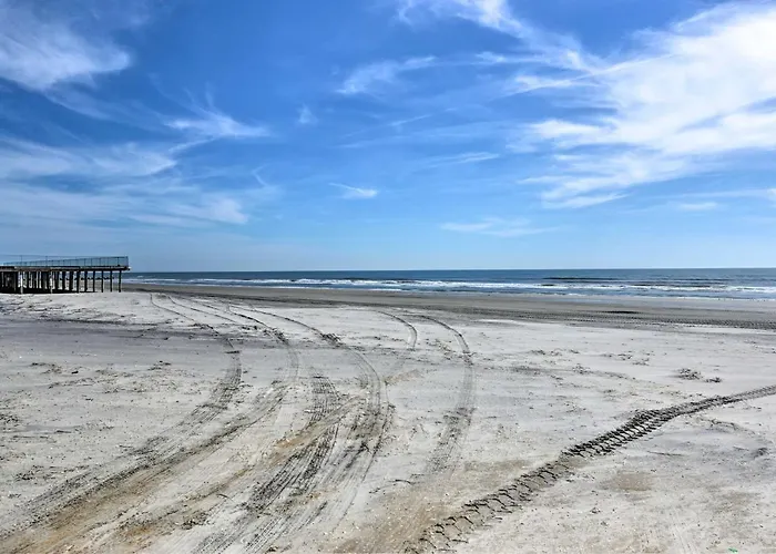 Welcoming Wildwood Condo ~ 1 Block To Beach!