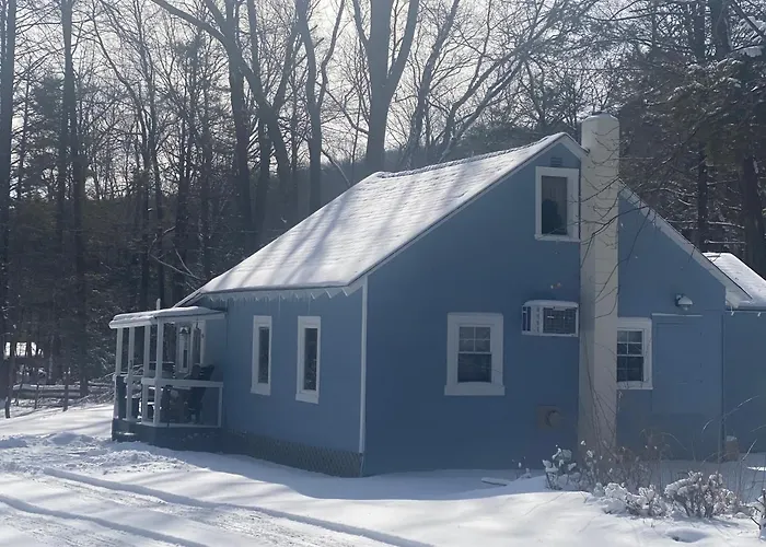 Camelback Cottage - On One Acre & Near Local Attractions