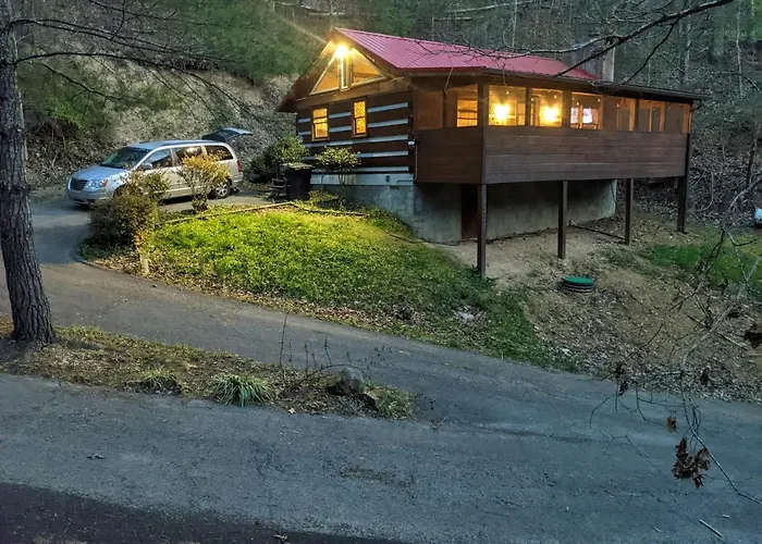 The Robins Nest With Hot Tub