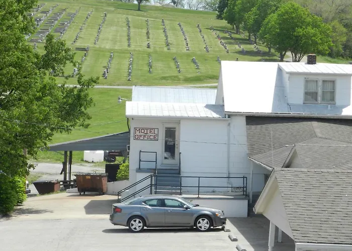 Hermann Motel