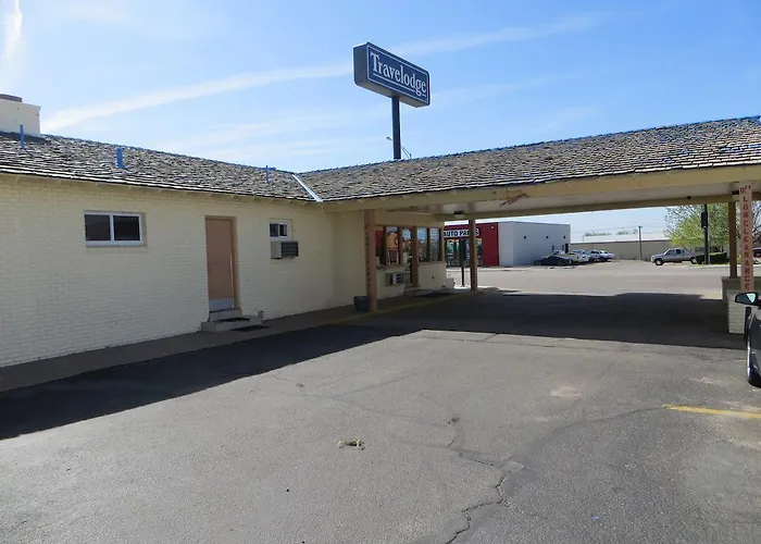 Travelodge By Wyndham Dodge City