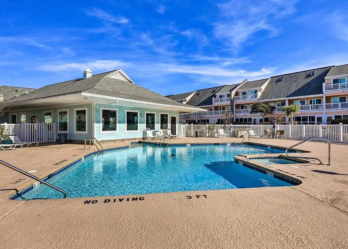 Coastal Condo W/ Indoor & Outdoor Pool Access