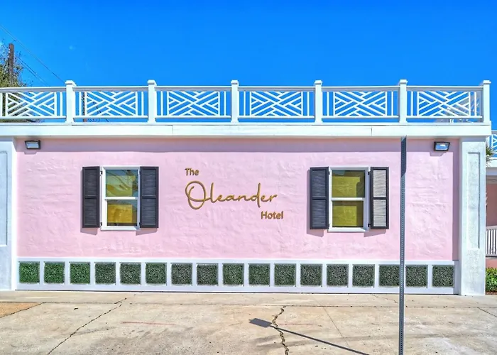 Room 9 Oleander Hotel Walk To Cruise Terminal, Restaurants & The Strand