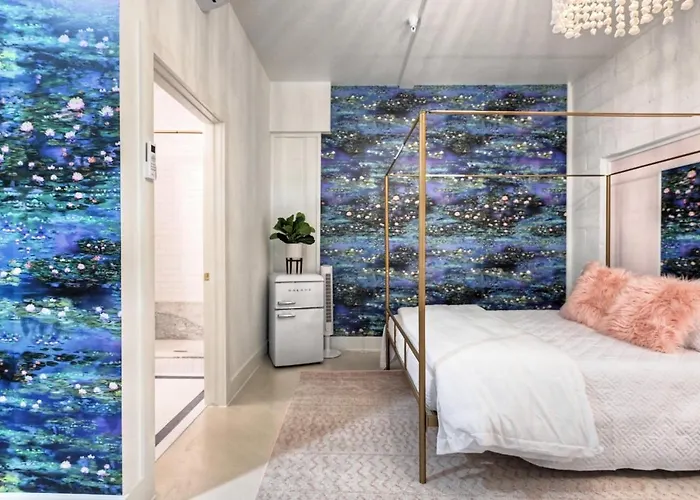 Room 9 Oleander Hotel Walk To Cruise Terminal, Restaurants & The Strand