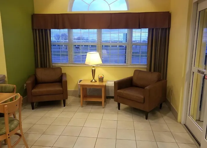 Microtel Inn & Suites By Wyndham Delphos