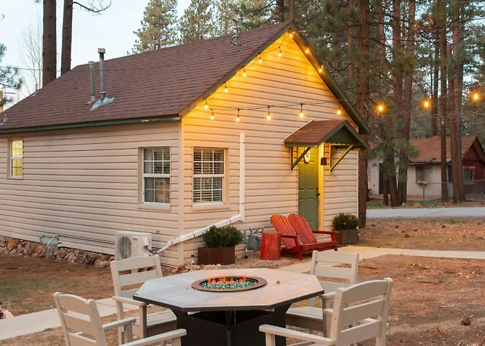 Lakewood Cabins