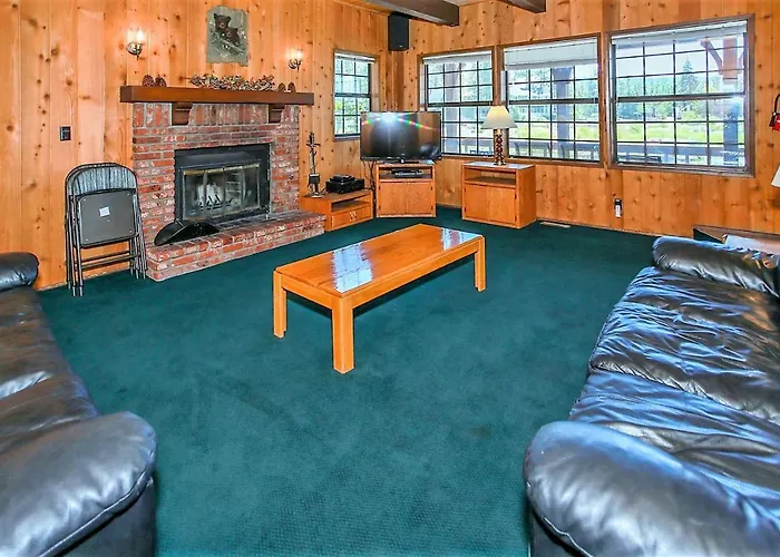 Breezy Estate Two Cabin Lakefront Group Combo By Big Bear Vacations