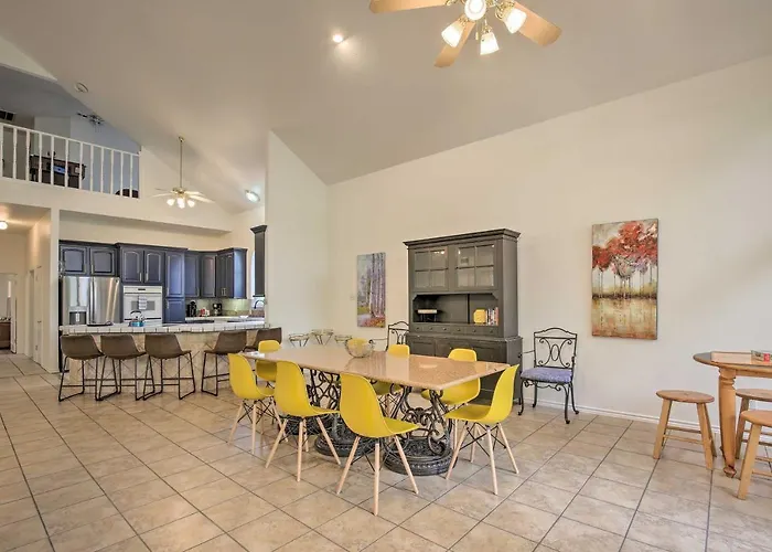 Seguin Home On Lake Placid W/ Boat Dock!