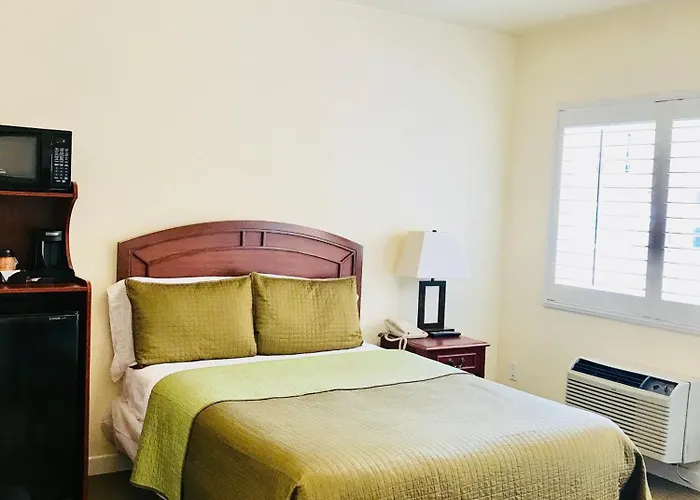 Bella Capri Inn And Suites
