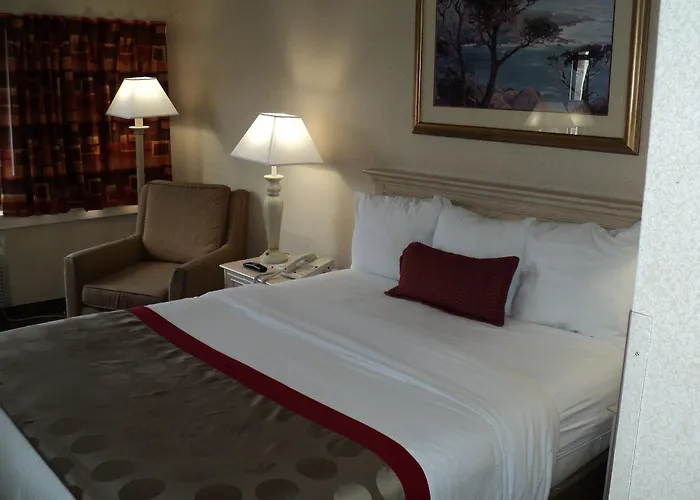Ramada By Wyndham Yonkers