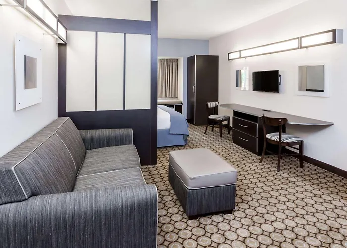 Microtel Inn And Suites Elkhart