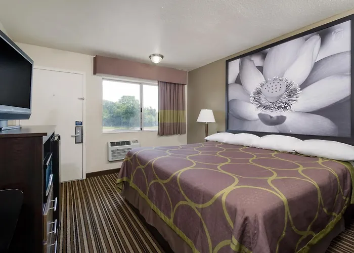 Super 8 By Wyndham Florence
