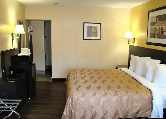 Baymont By Wyndham Front Royal Near Shenandoah National Park