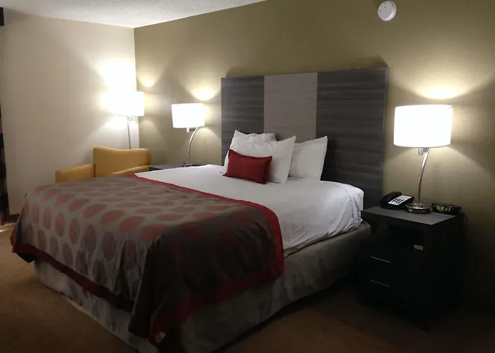 Ramada By Wyndham Wentzville