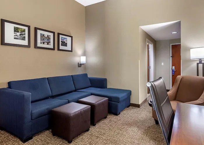 Comfort Suites Manchester Near Arnold Afb