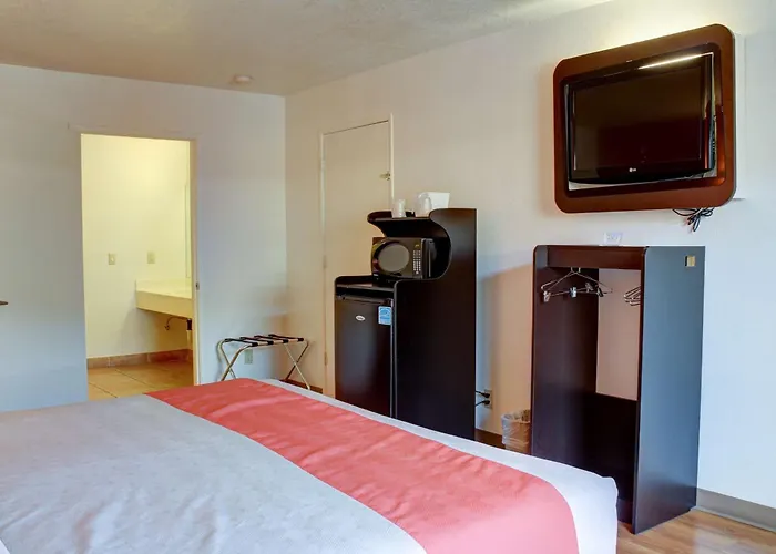 Motel 6-Bishop, Ca