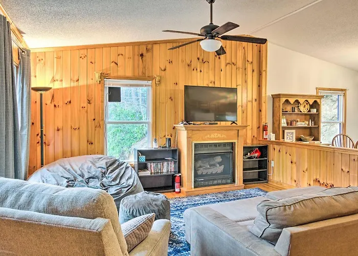 Families & Outdoor Groups! Mtn-View Marion Cabin