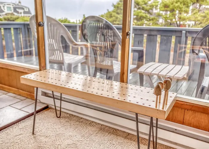 Sea Here - Meredith Lodging