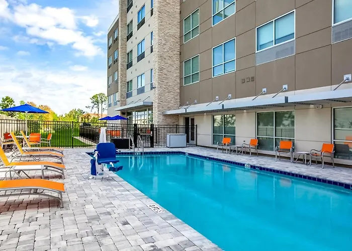 Holiday Inn Express & Suites Sanford - Lake Mary By Ihg