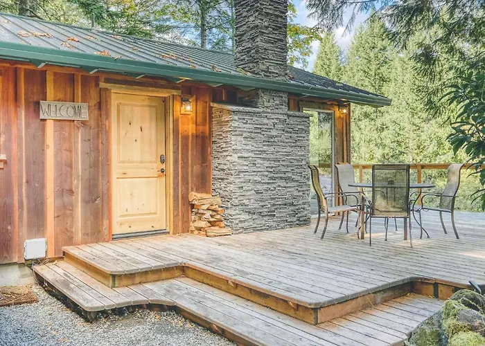 River View Cabin - Meredith Lodging