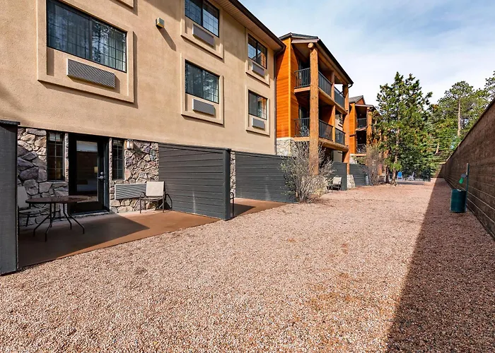 Comfort Suites Golden West On Evergreen Parkway