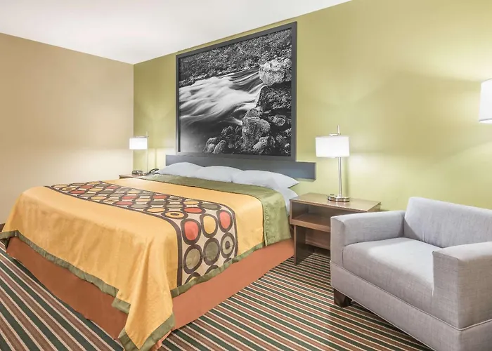 Super 8 By Wyndham Bryant Little Rock Area