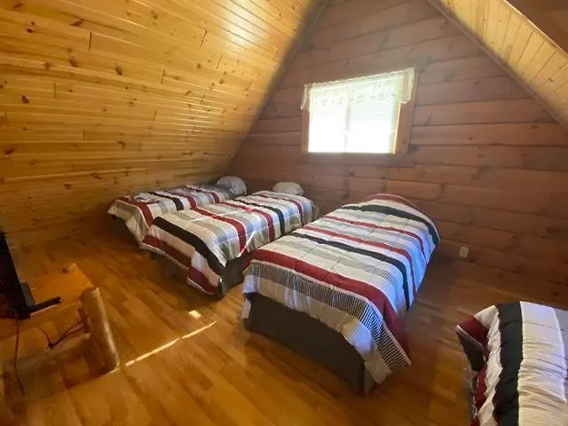 Warrens Cabin