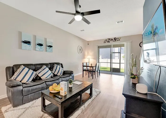 Zenhomes In Heart Of Brandon Convenient Location